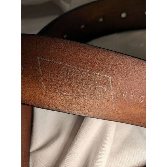 Vintage pennies towncraft soft supple steer hide belt size 30. Equestrian wide b - Picture 9 of 16